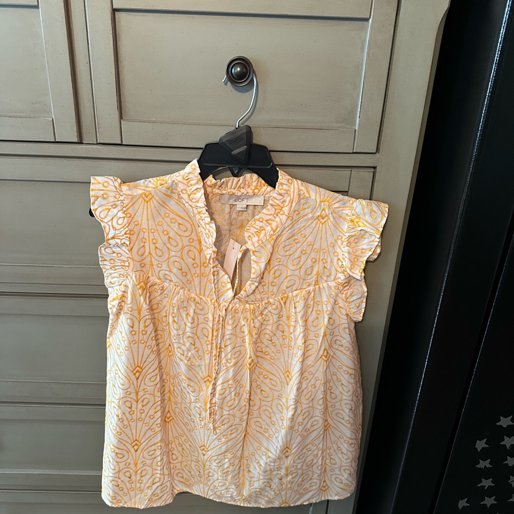 Loft orange & white tie front house. New with tags.